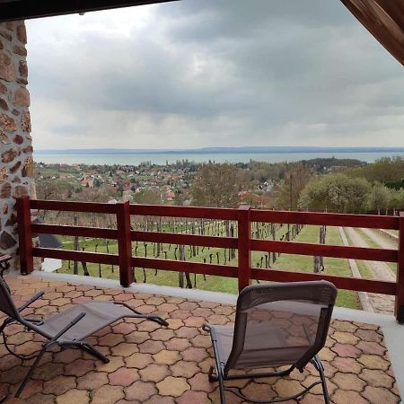 Ferienwohnung Szent Orban Vendeghaz Ábrahámhegy Exterior foto
